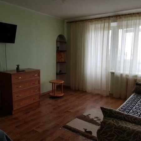 Уютная Квартира В 5 Мин Пешком От Курорта Миргород Экстерьер фото